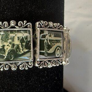 Vintage 1920's Photo  retro Frame Bracelet Silvertone Stretch